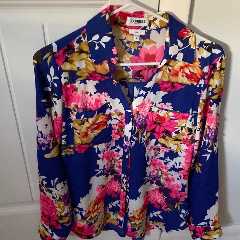 Express, long sleeve, slim fit, Portofino shirt. Excellent condition.